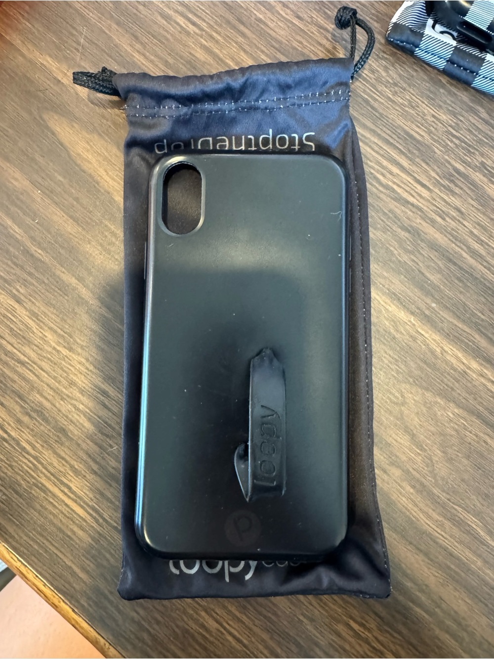 Loopy Case Black Phone Case with Loop Grip